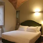 Hotel Palazzo Brunamonti 3*