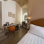 Hotel Palazzo Brunamonti 3*