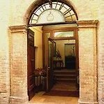 Palazzo Brunamonti Boutique Hotel Hotel
