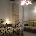 Palazzo Brunamonti Boutique Hotel 3* Bevagna