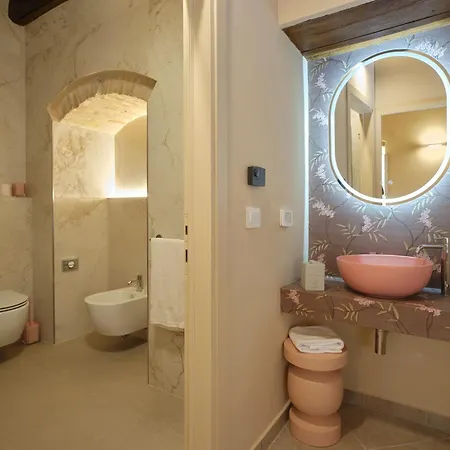 Palazzo Brunamonti 3*