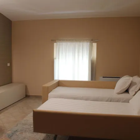 Palazzo Brunamonti Boutique فندق 3*