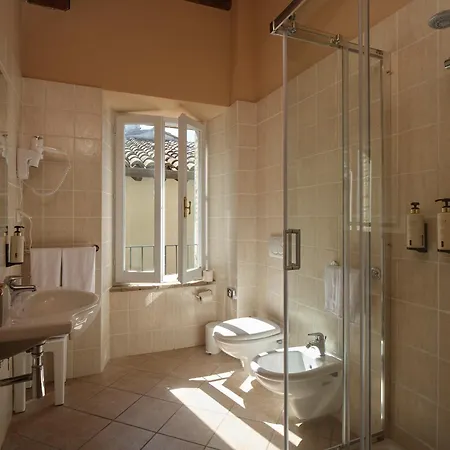 فندق Palazzo Brunamonti Boutique 3*