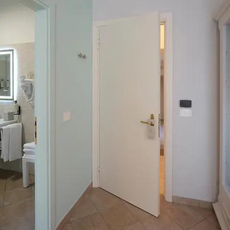 Palazzo Brunamonti Boutique 3*