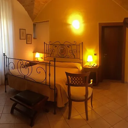Hotel Palazzo Brunamonti Hotel 3*