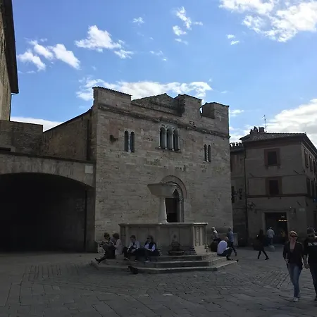 Palazzo Brunamonti 3*