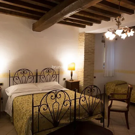 Hotel Palazzo Brunamonti Bevagna