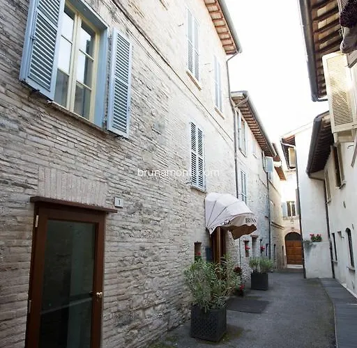 Palazzo Brunamonti 3* Bevagna